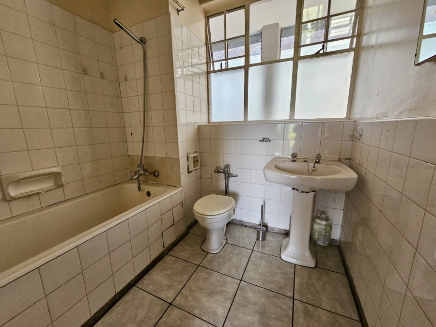 2 Bedroom Property for Sale in Killarney Gauteng