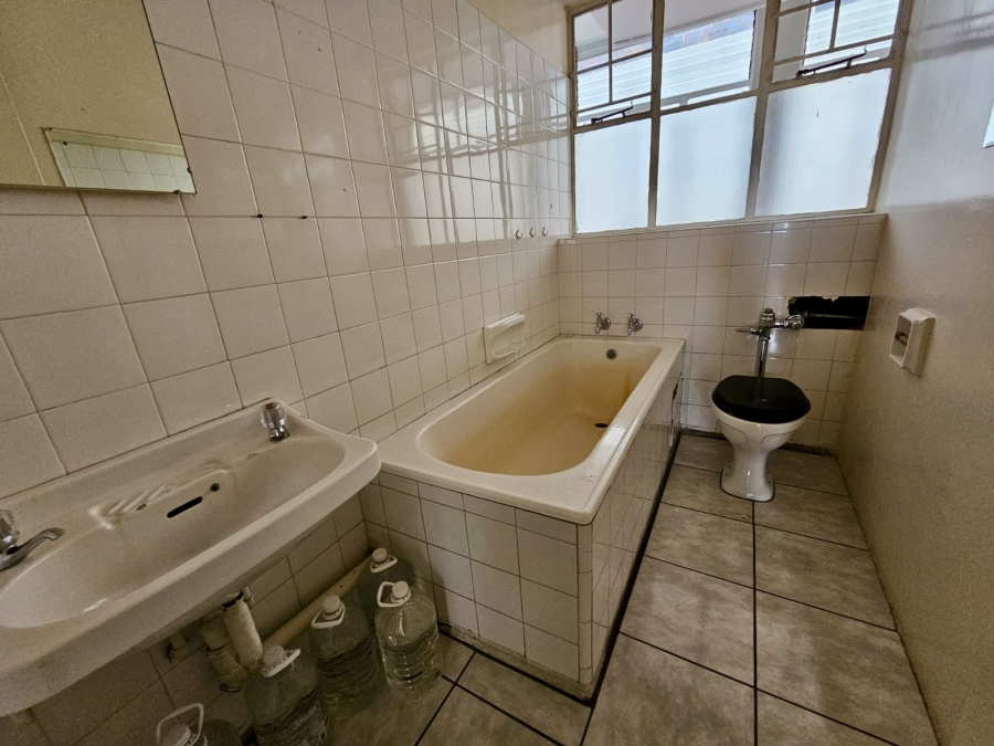 2 Bedroom Property for Sale in Killarney Gauteng