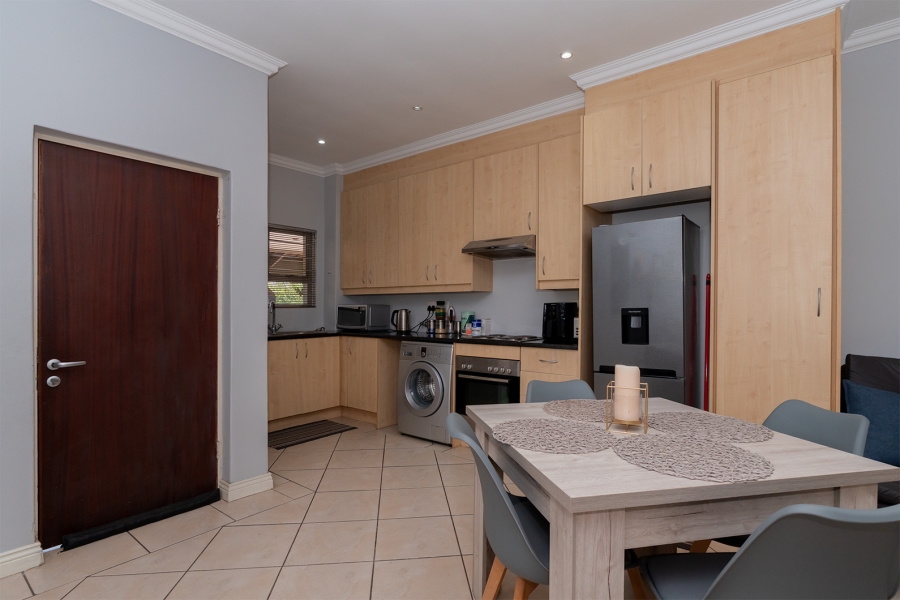 1 Bedroom Property for Sale in Craighall Gauteng