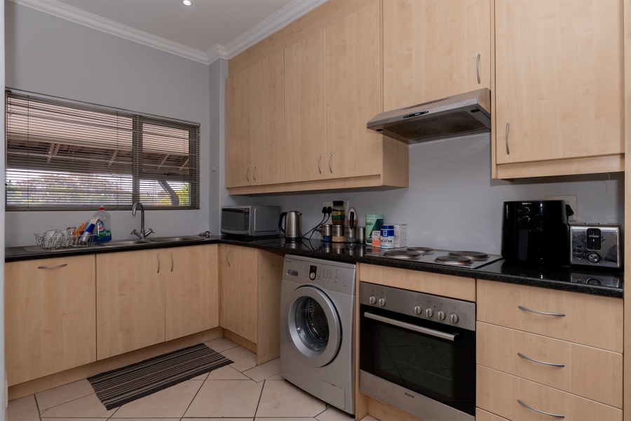 1 Bedroom Property for Sale in Craighall Gauteng