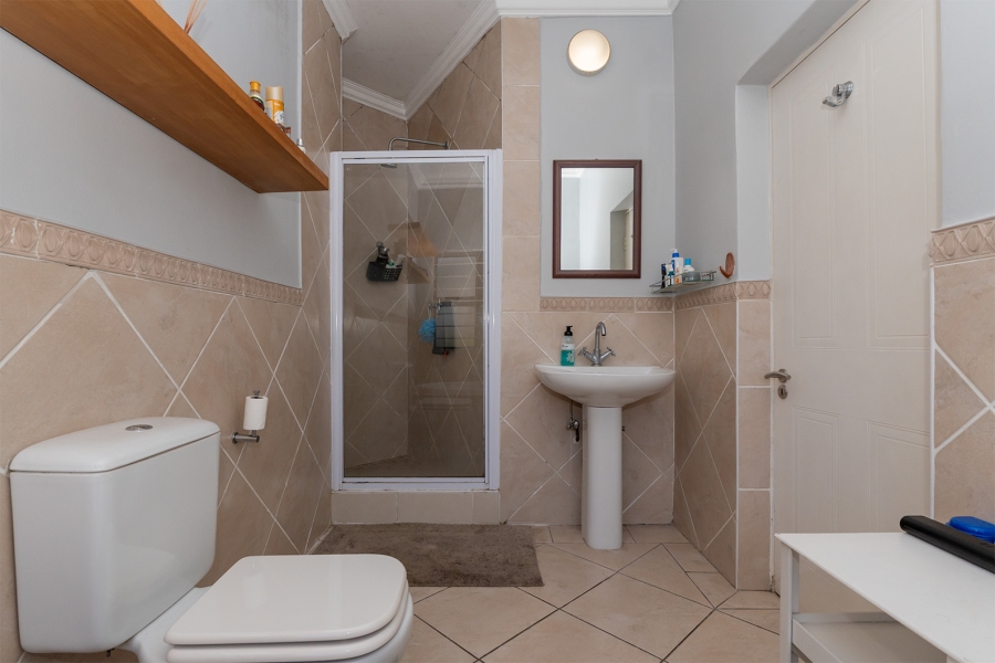 1 Bedroom Property for Sale in Craighall Gauteng