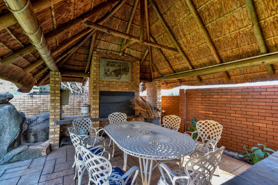 To Let 5 Bedroom Property for Rent in Zwartkop Gauteng