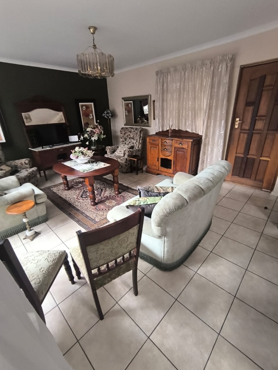 2 Bedroom Property for Sale in Brummeria Gauteng