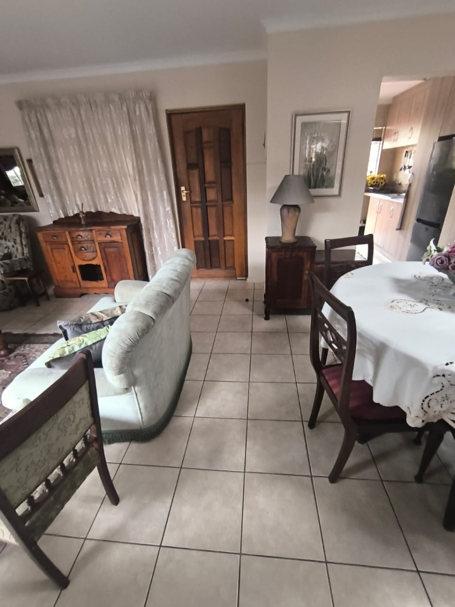 2 Bedroom Property for Sale in Brummeria Gauteng