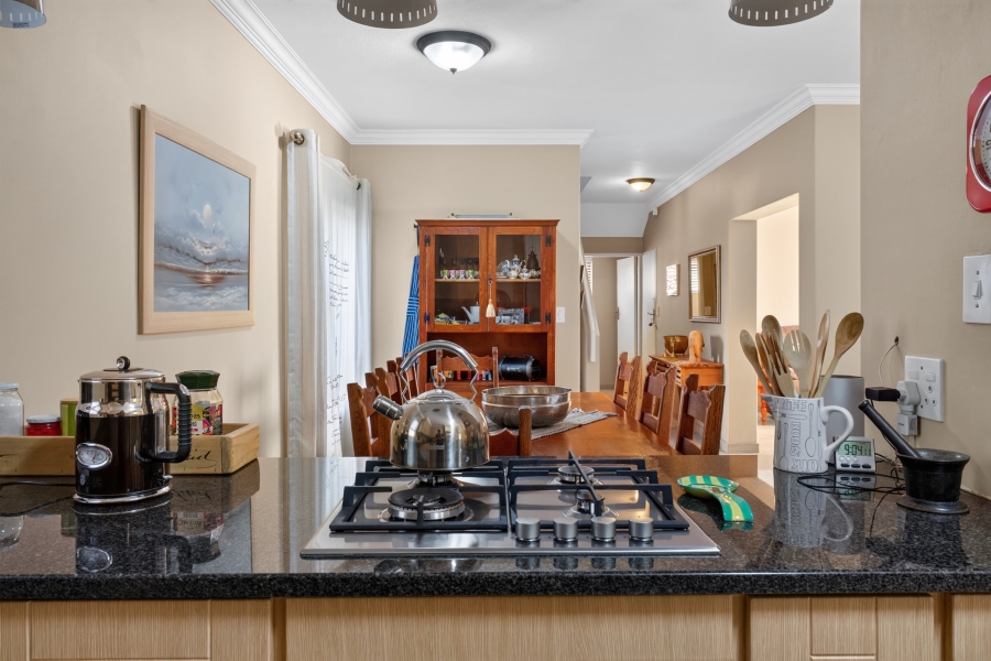 3 Bedroom Property for Sale in Faerie Glen Gauteng