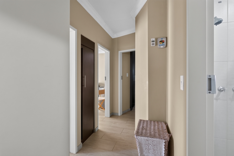 3 Bedroom Property for Sale in Faerie Glen Gauteng