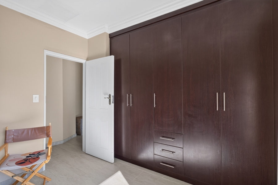 3 Bedroom Property for Sale in Faerie Glen Gauteng