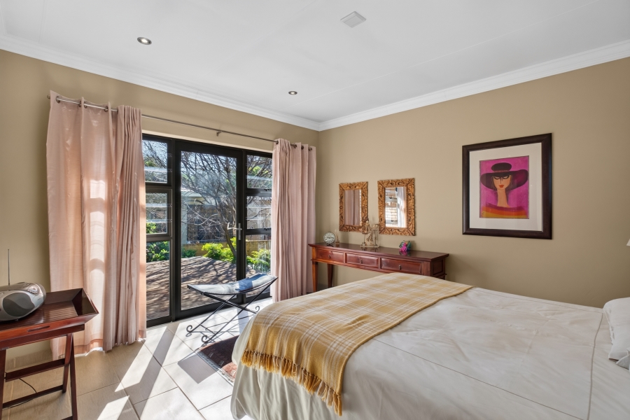 3 Bedroom Property for Sale in Faerie Glen Gauteng