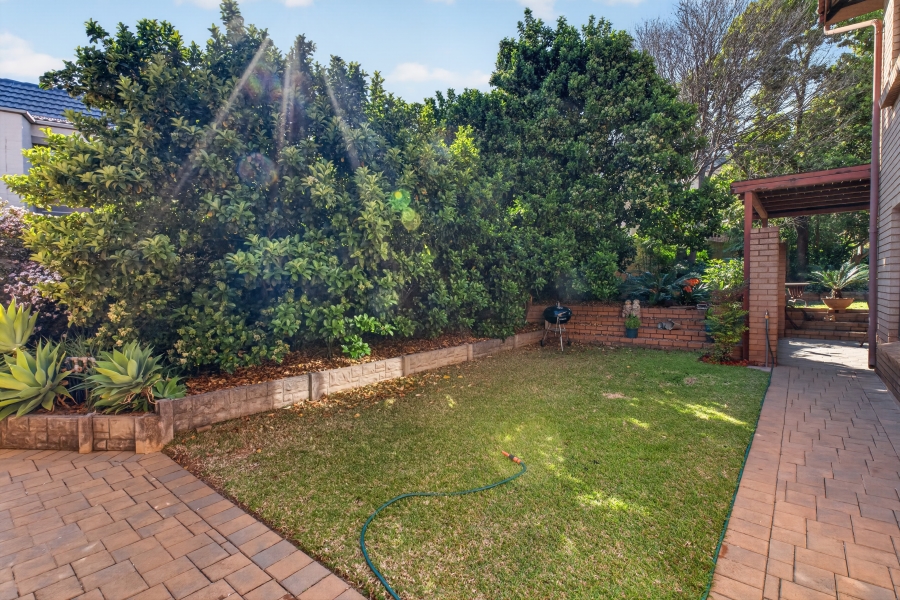 3 Bedroom Property for Sale in Faerie Glen Gauteng