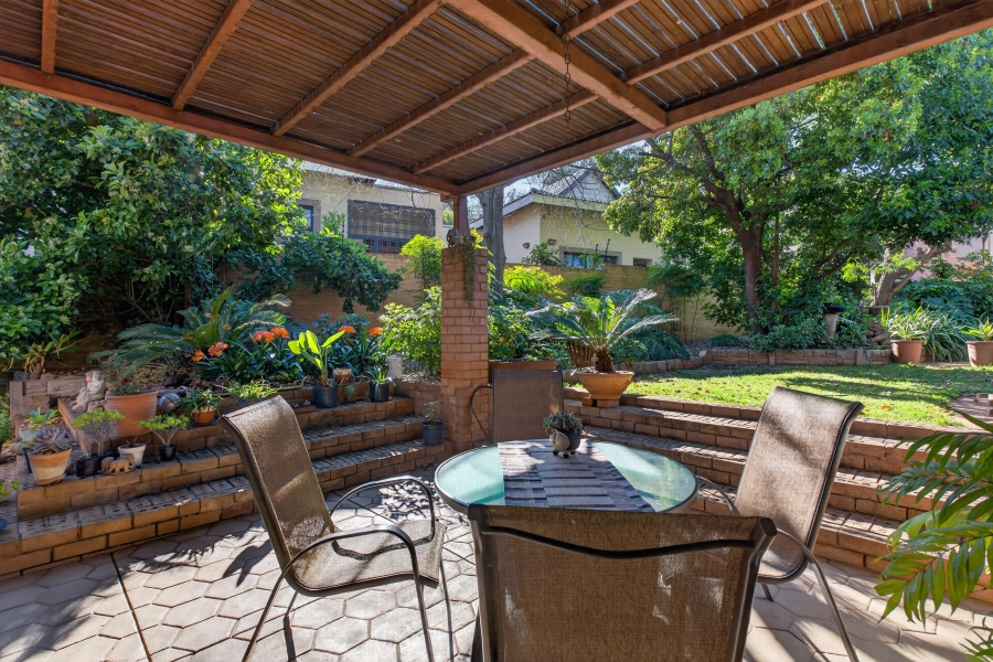 3 Bedroom Property for Sale in Faerie Glen Gauteng