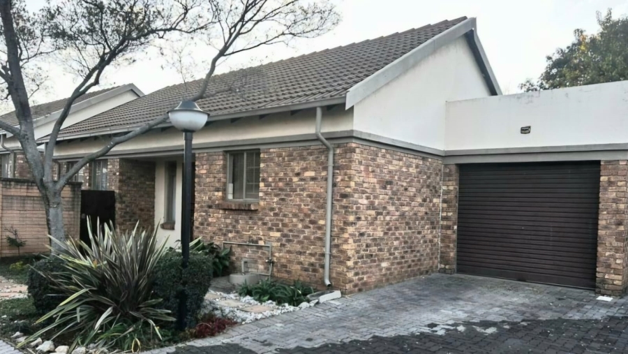 2 Bedroom Property for Sale in Equestria Gauteng