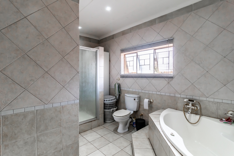 3 Bedroom Property for Sale in Daspoort Gauteng