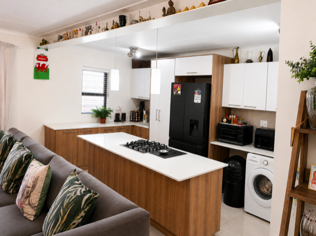 To Let 3 Bedroom Property for Rent in Modderfontein Gauteng