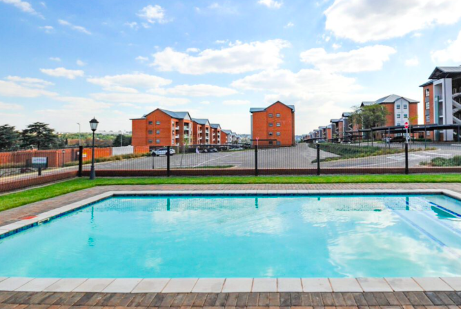 To Let 2 Bedroom Property for Rent in Modderfontein Gauteng