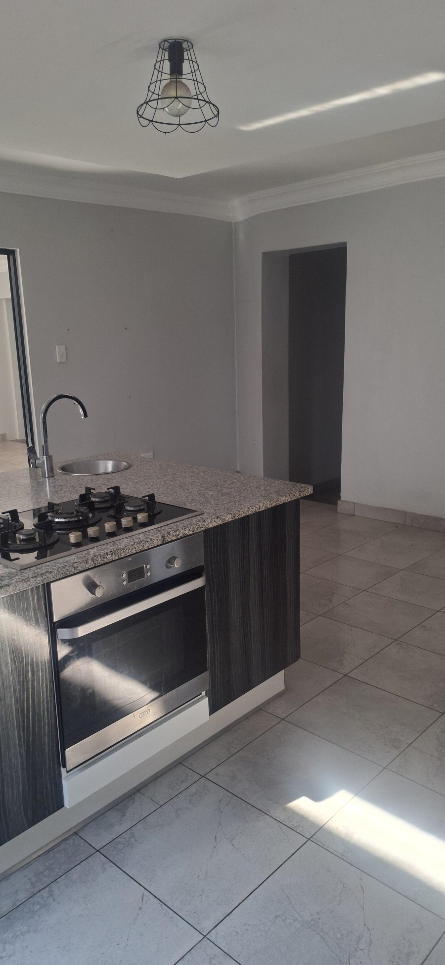 To Let 4 Bedroom Property for Rent in Cyrildene Gauteng