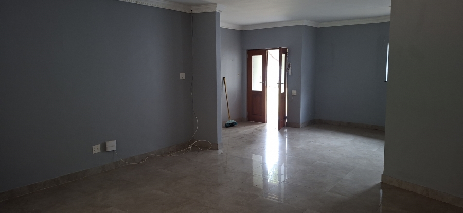 To Let 4 Bedroom Property for Rent in Windsor East Gauteng