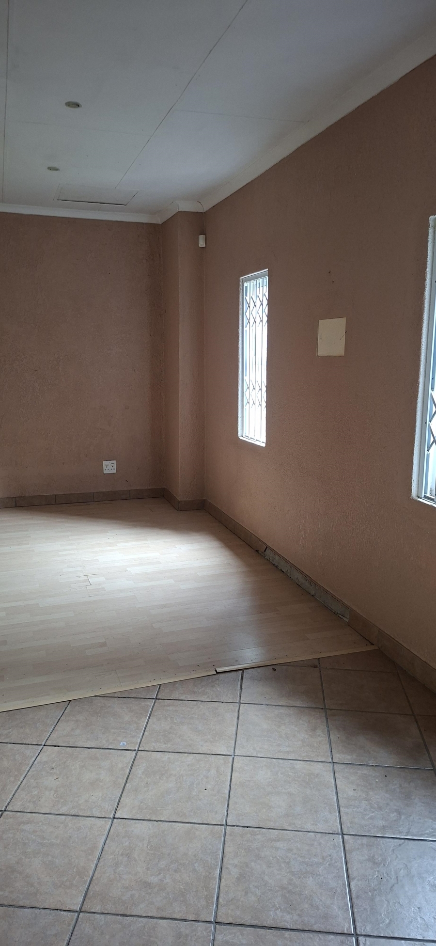 4 Bedroom Property for Sale in Windsor East Gauteng