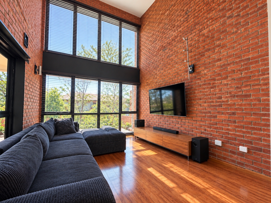 2 Bedroom Property for Sale in Atholl Gardens Gauteng