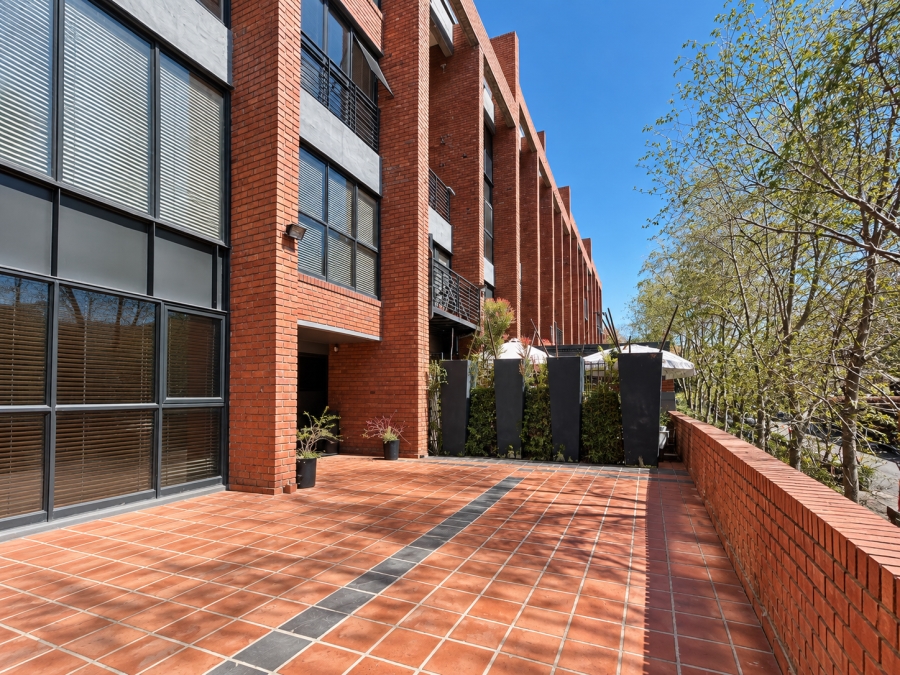 2 Bedroom Property for Sale in Atholl Gardens Gauteng