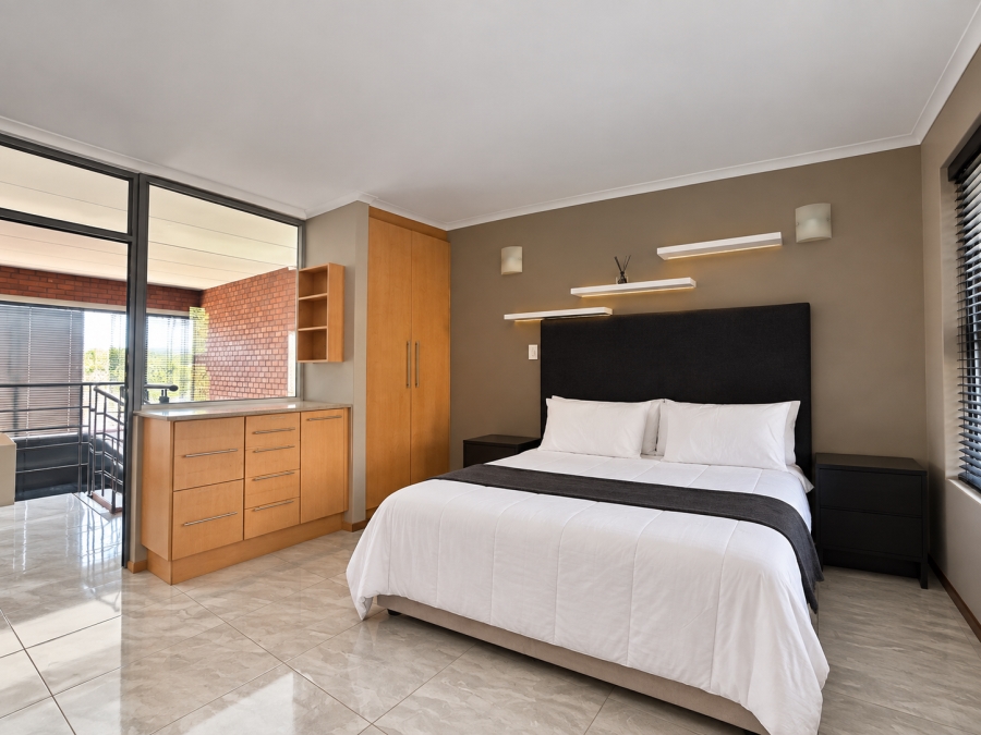 2 Bedroom Property for Sale in Atholl Gardens Gauteng