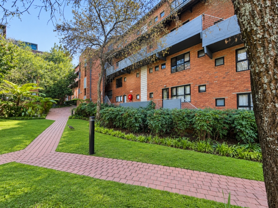 2 Bedroom Property for Sale in Atholl Gardens Gauteng