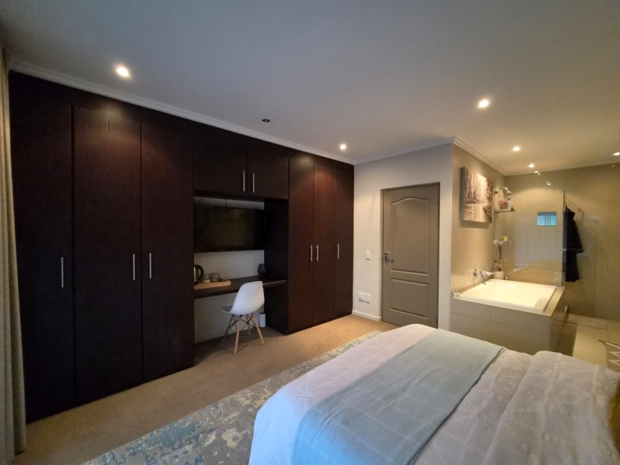 2 Bedroom Property for Sale in Parkmore Gauteng