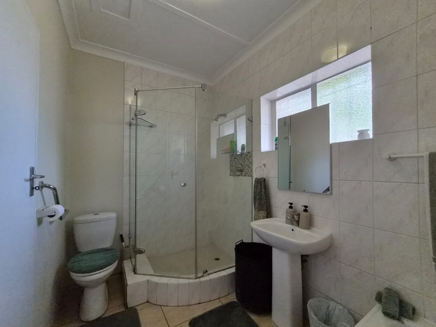 To Let 4 Bedroom Property for Rent in Parkmore Gauteng