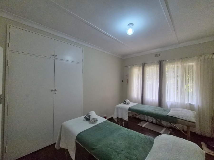 To Let 4 Bedroom Property for Rent in Parkmore Gauteng