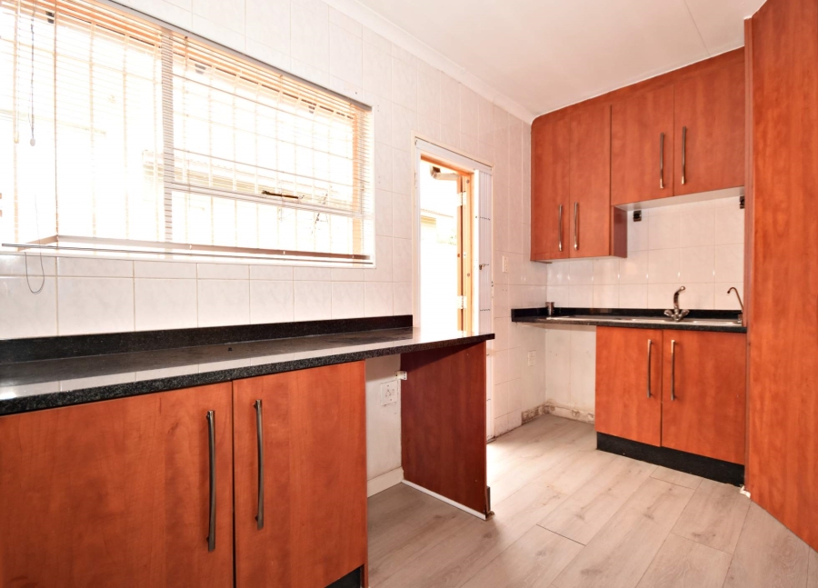 3 Bedroom Property for Sale in Bromhof Gauteng