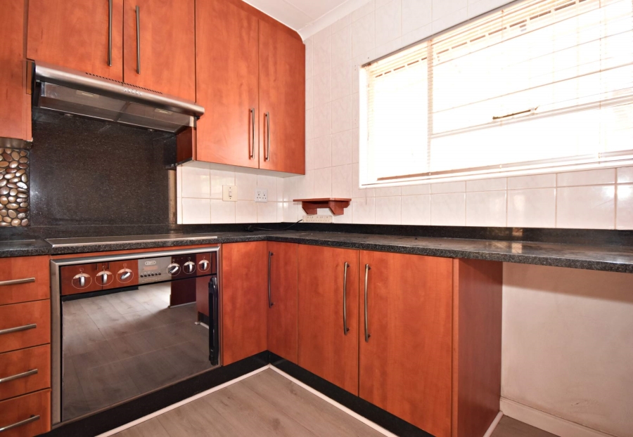 3 Bedroom Property for Sale in Bromhof Gauteng