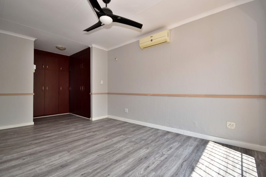 3 Bedroom Property for Sale in Bromhof Gauteng