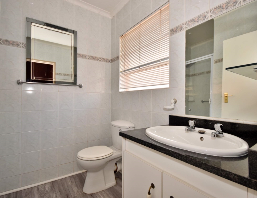 3 Bedroom Property for Sale in Bromhof Gauteng