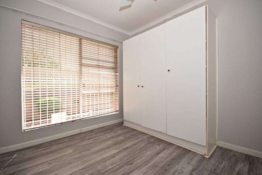 3 Bedroom Property for Sale in Bromhof Gauteng