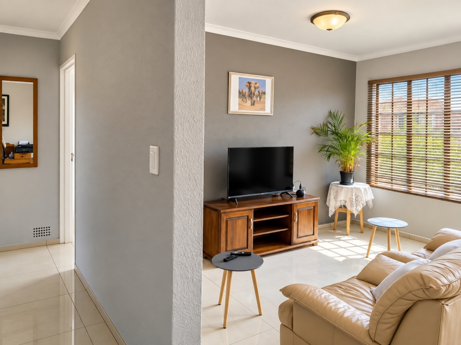 2 Bedroom Property for Sale in Farrarmere Gauteng