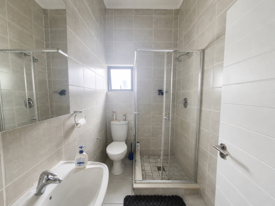 2 Bedroom Property for Sale in Linbro Park Gauteng