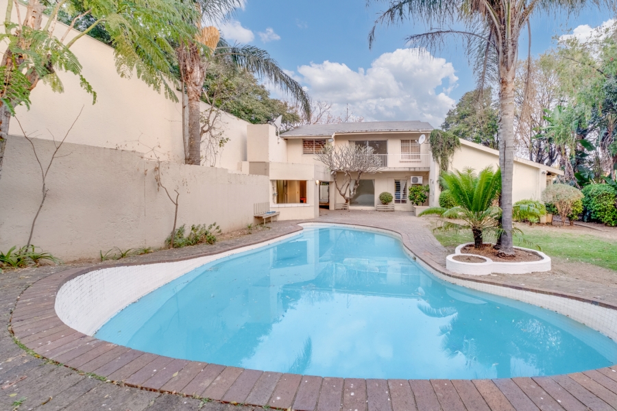 To Let 4 Bedroom Property for Rent in Sunninghill Gauteng