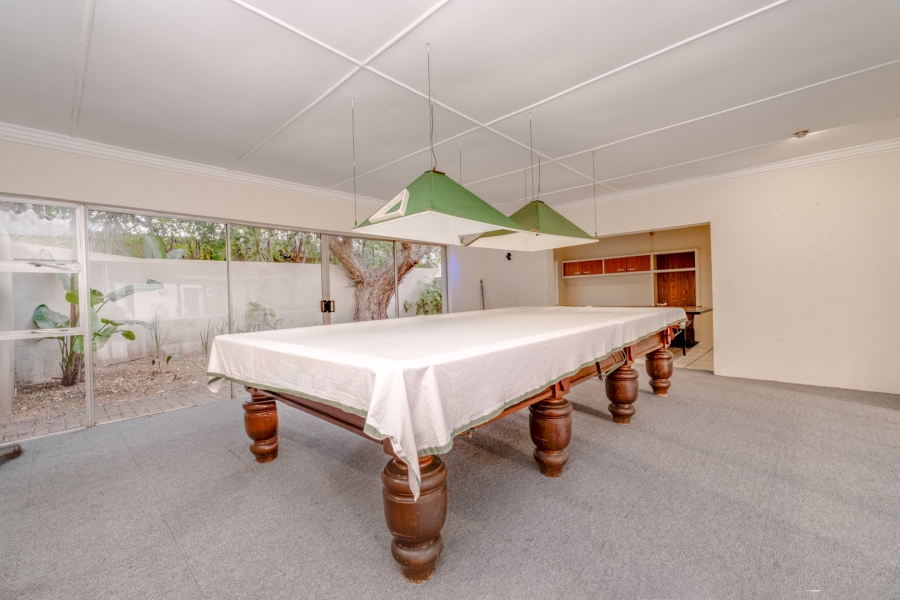 To Let 4 Bedroom Property for Rent in Sunninghill Gauteng