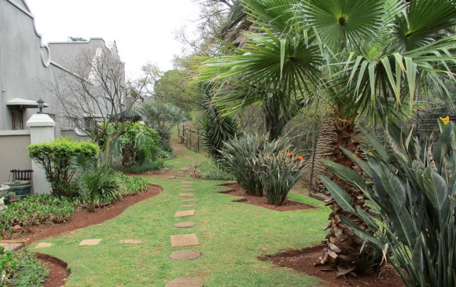 2 Bedroom Property for Sale in Helderkruin Gauteng