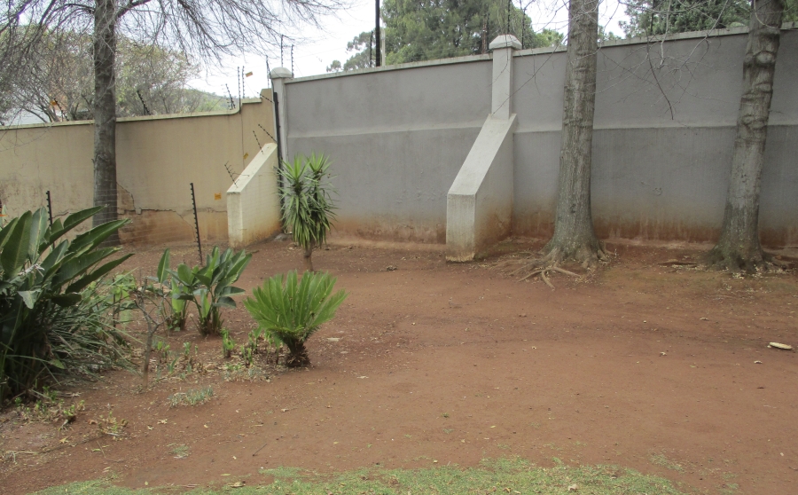 2 Bedroom Property for Sale in Helderkruin Gauteng