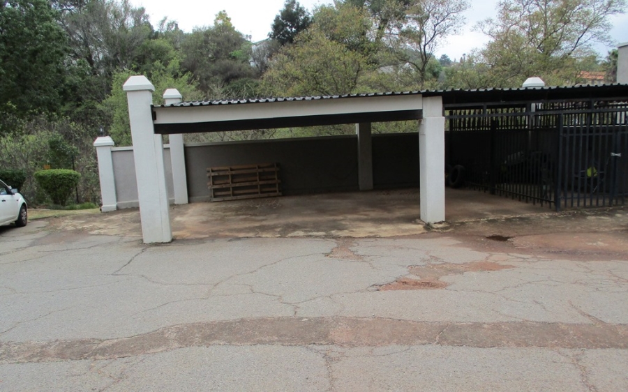2 Bedroom Property for Sale in Helderkruin Gauteng
