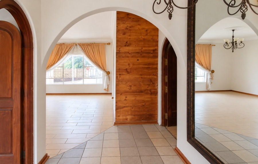 4 Bedroom Property for Sale in Nooitgedacht AH Gauteng