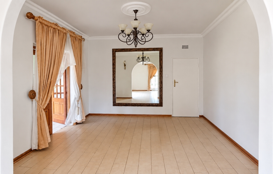 4 Bedroom Property for Sale in Nooitgedacht AH Gauteng