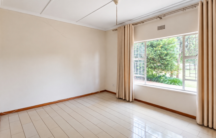 4 Bedroom Property for Sale in Nooitgedacht AH Gauteng