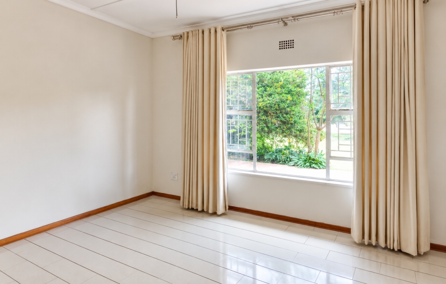4 Bedroom Property for Sale in Nooitgedacht AH Gauteng
