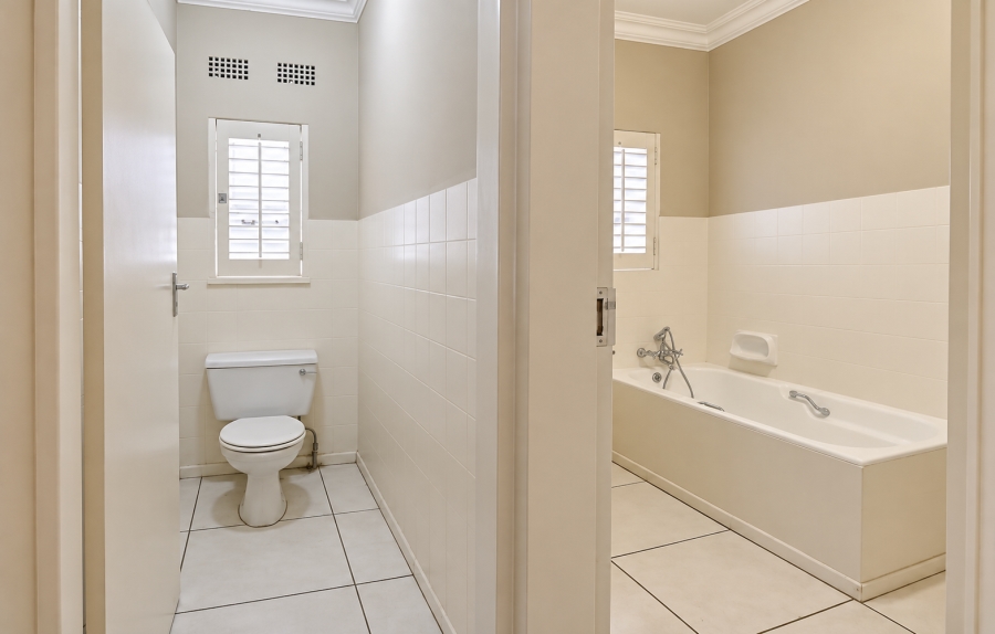 4 Bedroom Property for Sale in Nooitgedacht AH Gauteng
