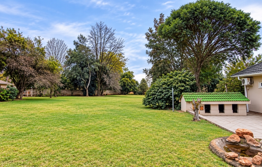 4 Bedroom Property for Sale in Nooitgedacht AH Gauteng