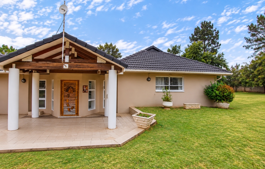 4 Bedroom Property for Sale in Nooitgedacht AH Gauteng