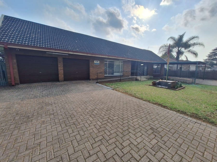 3 Bedroom Property for Sale in Vanderbijlpark SE 7 Gauteng