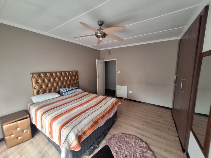 3 Bedroom Property for Sale in Vanderbijlpark SE 7 Gauteng