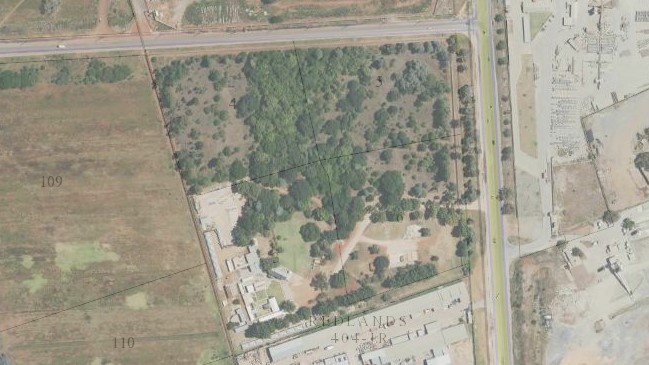 To Let Commercial Property for Rent in Clayville East Gauteng